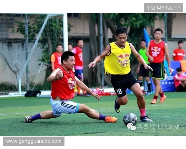 西安足球队与杭州足球队耐力对决赛后分析与总结