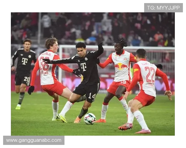 拜仁慕尼黑对阵萨尔茨堡精彩比赛录像回放及精彩瞬间分析