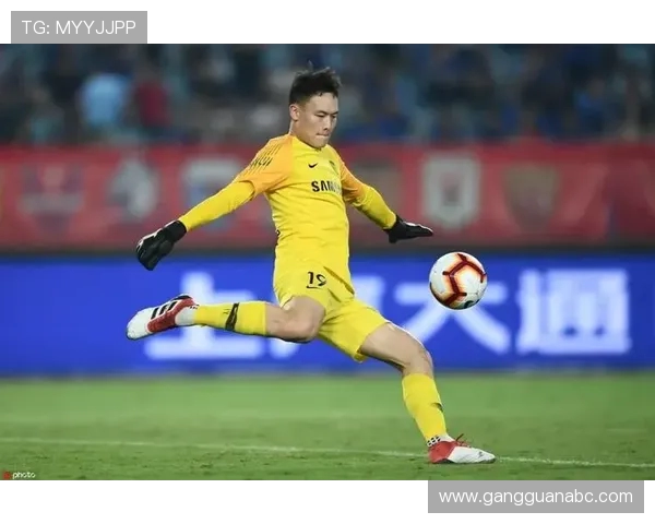 江苏苏宁迎战阿德球队全力以赴争取胜利的精彩对决